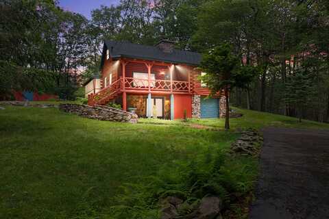 45 Evergreen Drive, Gouldsboro, PA 18424