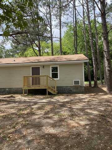 801 Aspen Street, Aberdeen, NC 28315