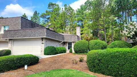 112 Wimbledon Drive, Pinehurst, NC 28374