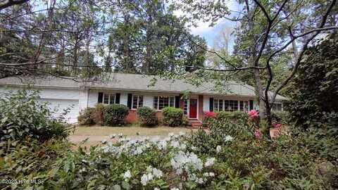 230 Pinegrove Road, Southern Pines, NC 28387