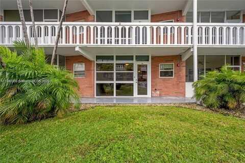 141 NE 10th Ave, Hallandale Beach, FL 33009