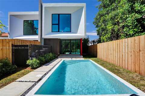 3645 SW 1st Ave, Miami, FL 33145