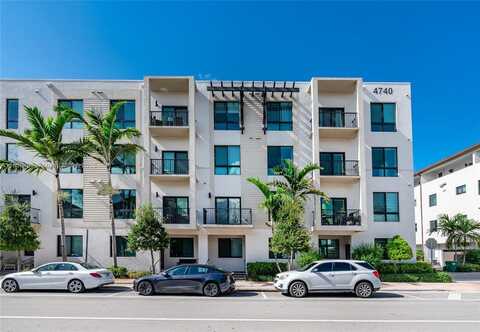 4740 NW 84th Ct, Doral, FL 33166