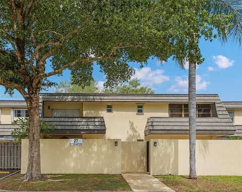 8713 SW 137th Ave, Miami, FL 33183