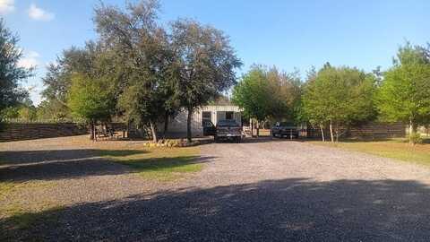 745 Appaloosa Ave ., Clewiston, FL 33440