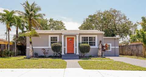 2740 Dewey St, Hollywood, FL 33020