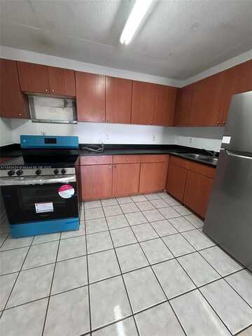 13725 NE 6th Ave, North Miami, FL 33161