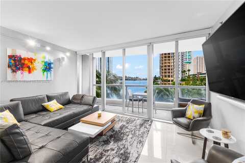 465 Brickell Ave, Miami, FL 33131