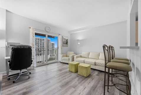 50 Menores Ave, Coral Gables, FL 33134