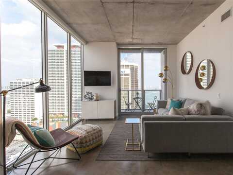 151 SE 1st St, Miami, FL 33131