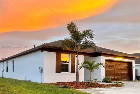 982 SW Alcantarra Blvd, Port Saint Lucie, FL 34953