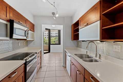 161 Crandon Blvd, Key Biscayne, FL 33149
