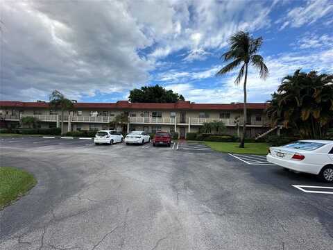 4 Abbey Ln, Delray Beach, FL 33446