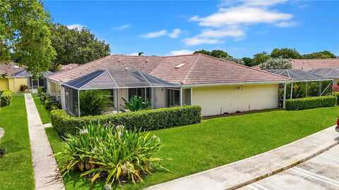 9189 Sun Terrace Cir, Palm Beach Gardens, FL 33403