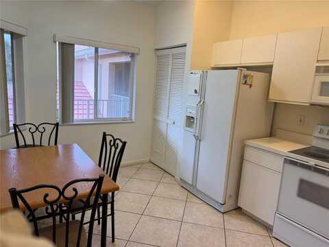 5914 Regal Glen Dr, Boynton Beach, FL 33437