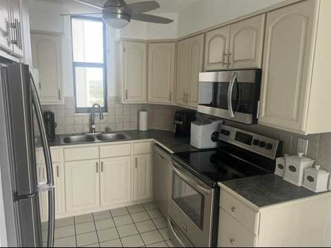 1000 S Ocean Blvd, Pompano Beach, FL 33062