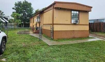 11868 Watergate Cir, Boca Raton, FL 33428