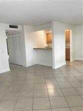 607 Meadows Cir, Boynton Beach, FL 33436