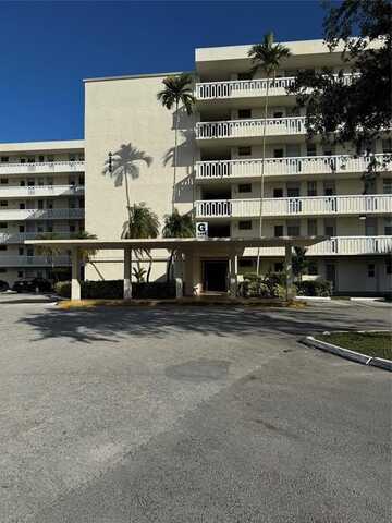 2859 Leonard Dr, Aventura, FL 33160