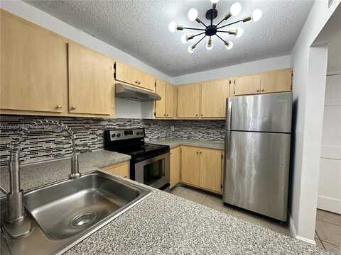 13685 NE 10th Ave, North Miami, FL 33161