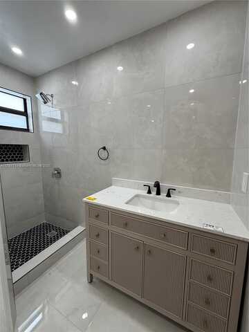 1821 Utopia Dr, Miramar, FL 33023