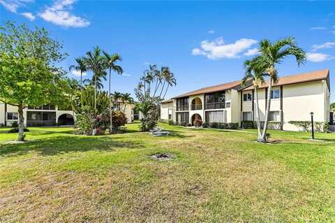 3560 Pine Needle Dr, Greenacres, FL 33463