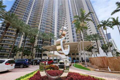 17555 Collins Ave, Sunny Isles Beach, FL 33160