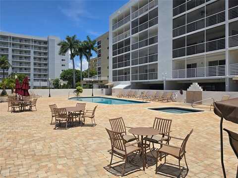 17801 N Bay Rd, Sunny Isles Beach, FL 33160