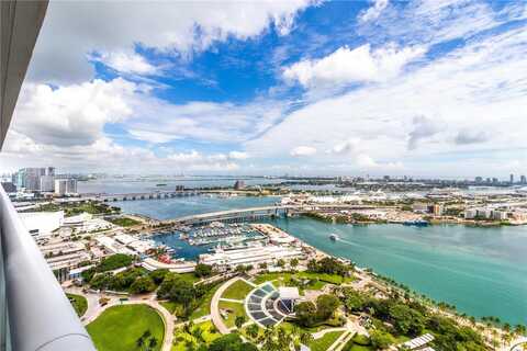 50 Biscayne Blvd, Miami, FL 33132