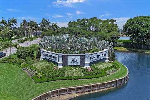 53 Northwoods Ln, Boynton Beach, FL 33436