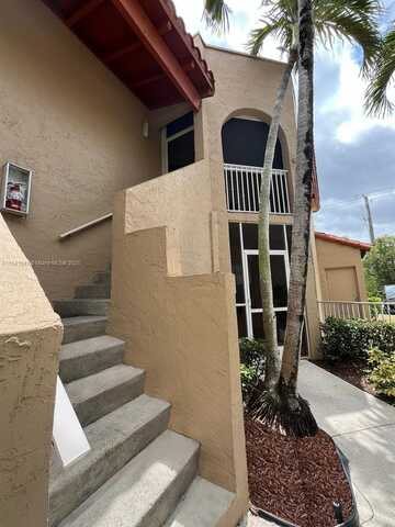 8621 SW 5th St, Pembroke Pines, FL 33025