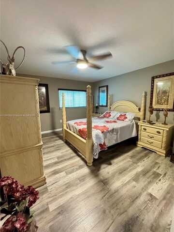 1501 SW 131st Way, Pembroke Pines, FL 33027