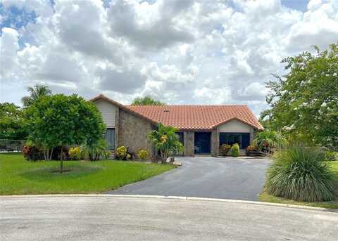 10836 NW 7th St, Coral Springs, FL 33071