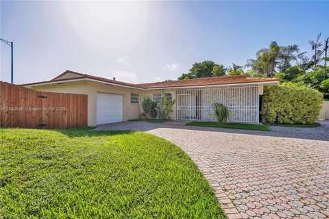 8825 85 Ave, Miami, FL 33156