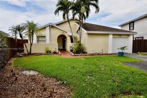 15015 SW 52nd Ln, Miami, FL 33185