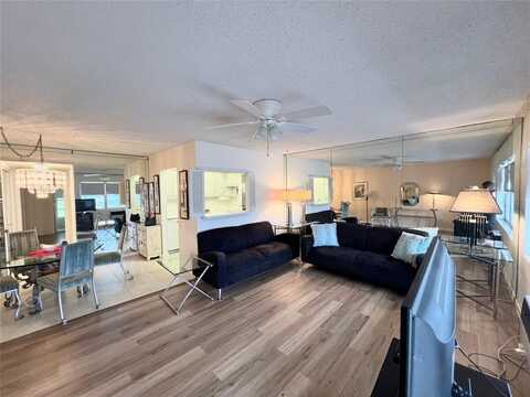 11 Grantham D, Deerfield Beach, FL 33442