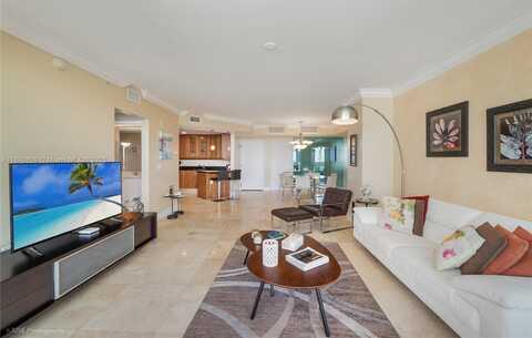19400 Turnberry Way, Aventura, FL 33180