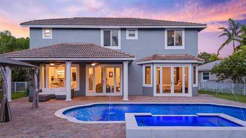 1885 NW 139th Ter, Pembroke Pines, FL 33028