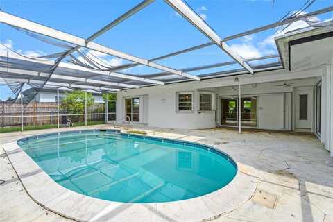 2370 NE 195th St, Miami, FL 33180