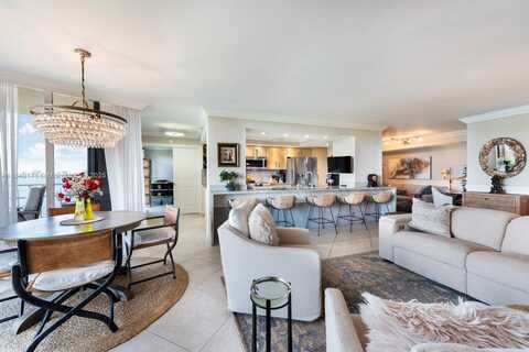 4000 Towerside Ter, Miami, FL 33138