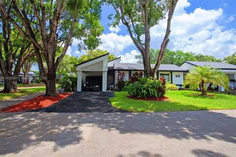 16041 Fairway Ter, Weston, FL 33326