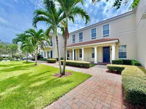 8305 NW 8th Ter, Boca Raton, FL 33487
