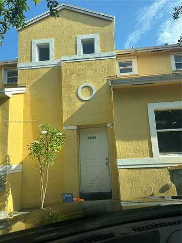 1633 Sunrise Blvd, Homestead, FL 33033