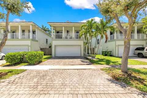 389 NE 32nd Ter, Homestead, FL 33033