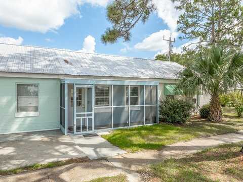11-2 W Pine St, Lanark Village, FL 32323