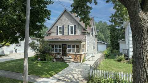 914 W 4TH Street, APPLETON, WI 54914