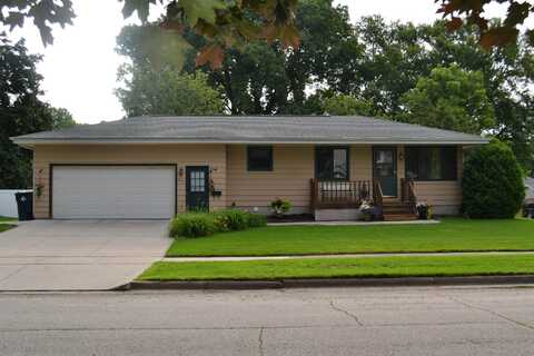 551 VERMONT Street, FOND DU LAC, WI 54937