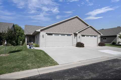 1614 STANTON Circle, APPLETON, WI 54915
