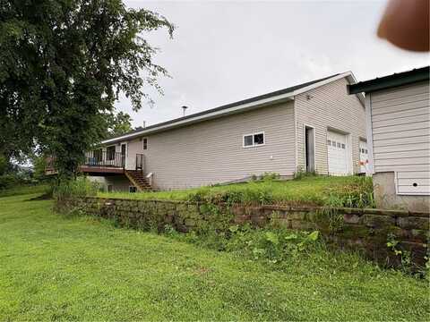 2499 N Blackberry Road, Melrose, WI 54642