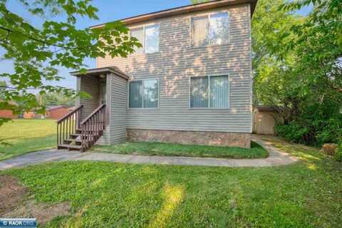 3026 5th Ave E, Hibbing, MN 55746